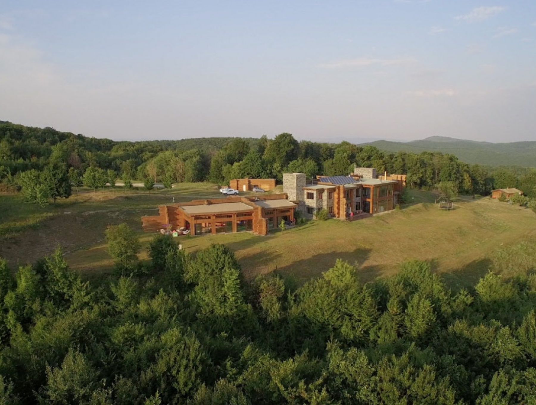 Carpathian Estate de la Măgura, va deveni prima cabană Relais & Châteaux din România